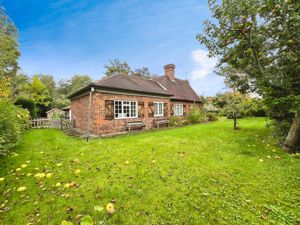 Photo 15- click for photo gallery